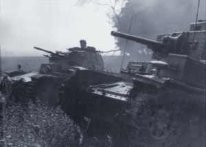 Panzer II e T38 na fronteira da Alemanha com a França.